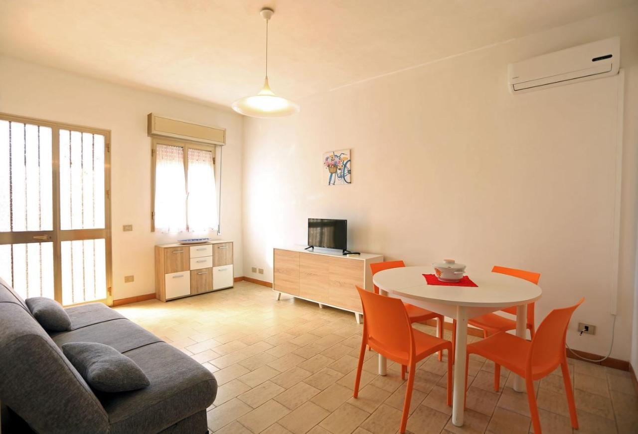 Appartamento Lucilla Punta Secca Exterior photo